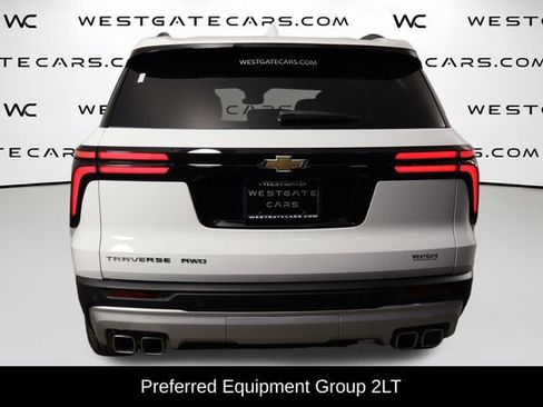 Used 2026 Chevrolet Traverse LT w/ Driver Confidence Package image 4