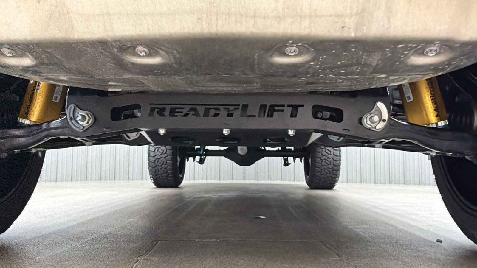 Used 2026 Chevrolet Silverado 1500 ZR2 w/ Dark Appearance Package AWD/4WD image 15