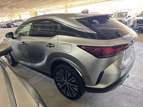 Used 2025 Lexus RX 350 Premium Plus w/ Convenience Package AWD/4WD image 4