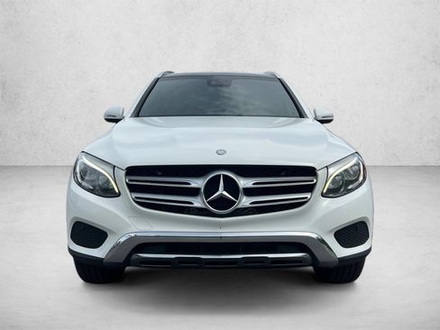 Used 2016 Mercedes-Benz GLC 300 4MATIC image 2