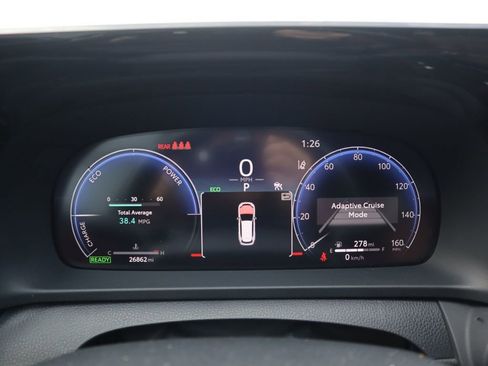 Used 2025 Toyota Crown Signia image 17