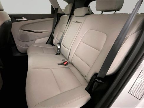 Used 2020 Hyundai Tucson SE AWD/4WD image 18