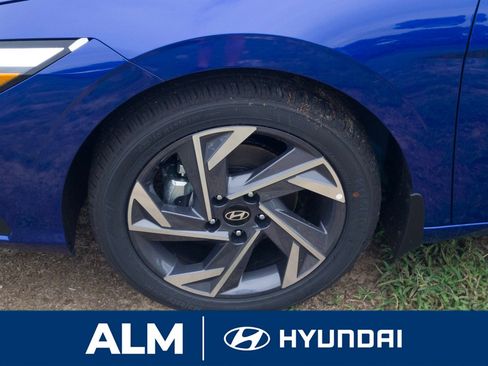 New 2025 Hyundai Elantra Sport image 10