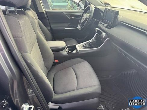 Used 2020 Toyota RAV4 XLE w/ XLE Grade Weather Package image 3