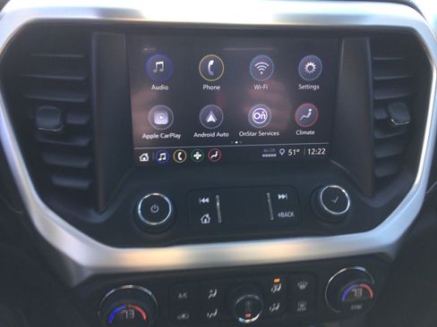 Used 2023 GMC Acadia SLE w/ Driver Convenience Package image 13