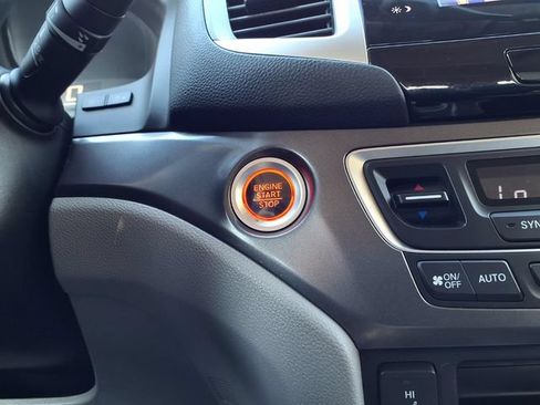Used 2016 Honda Pilot EX-L image 17