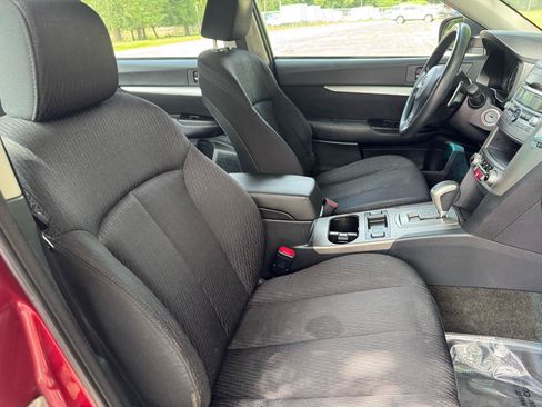 Used 2012 Subaru Legacy 2.5i w/ Alloy Wheel Pkg AWD/4WD image 33