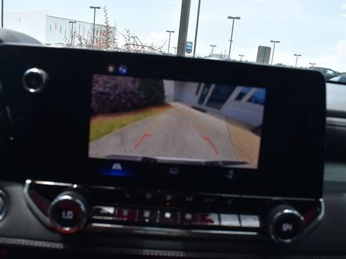 Used 2026 Chevrolet Colorado LT w/ Advanced Trailering Package RWD image 32