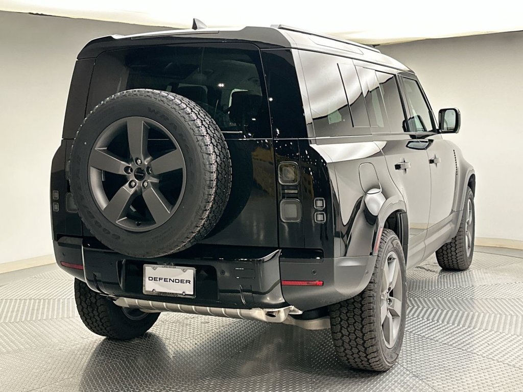 New 2026 Land Rover Defender 110 S AWD/4WD image 3