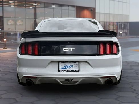 Used 2015 Ford Mustang GT image 7
