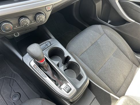 Certified 2024 Chevrolet Trax RS w/ Driver Confidence Package image 29