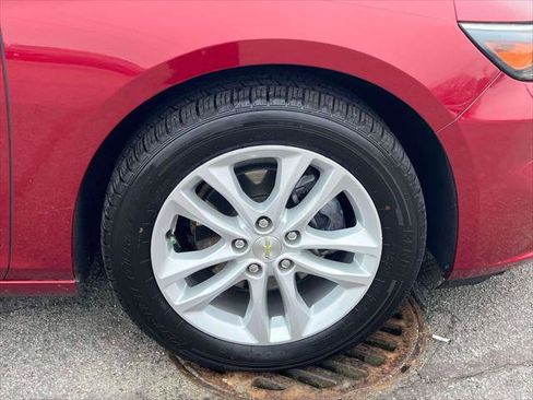 Used 2018 Chevrolet Malibu LT image 6