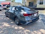 Used 2022 Kia Forte LXS image 3