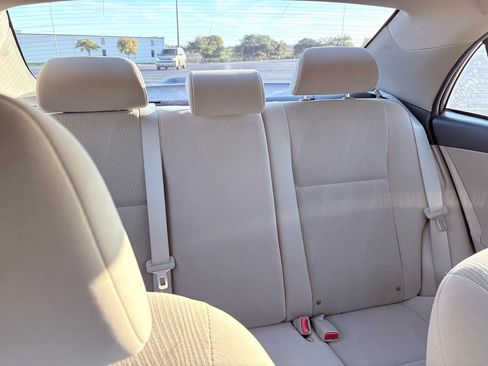 Used 2011 Toyota Corolla LE image 13