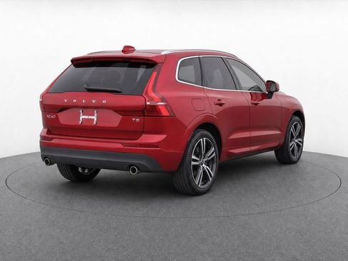 Used 2019 Volvo XC60 T5 Momentum w/ Multimedia Package FWD image 8