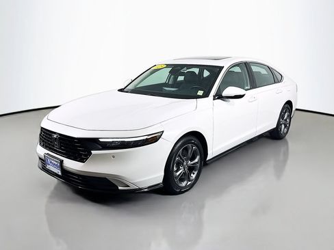 Certified 2023 Honda Accord EX-L image 3