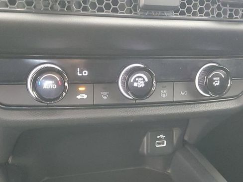 Used 2023 Honda HR-V LX image 28