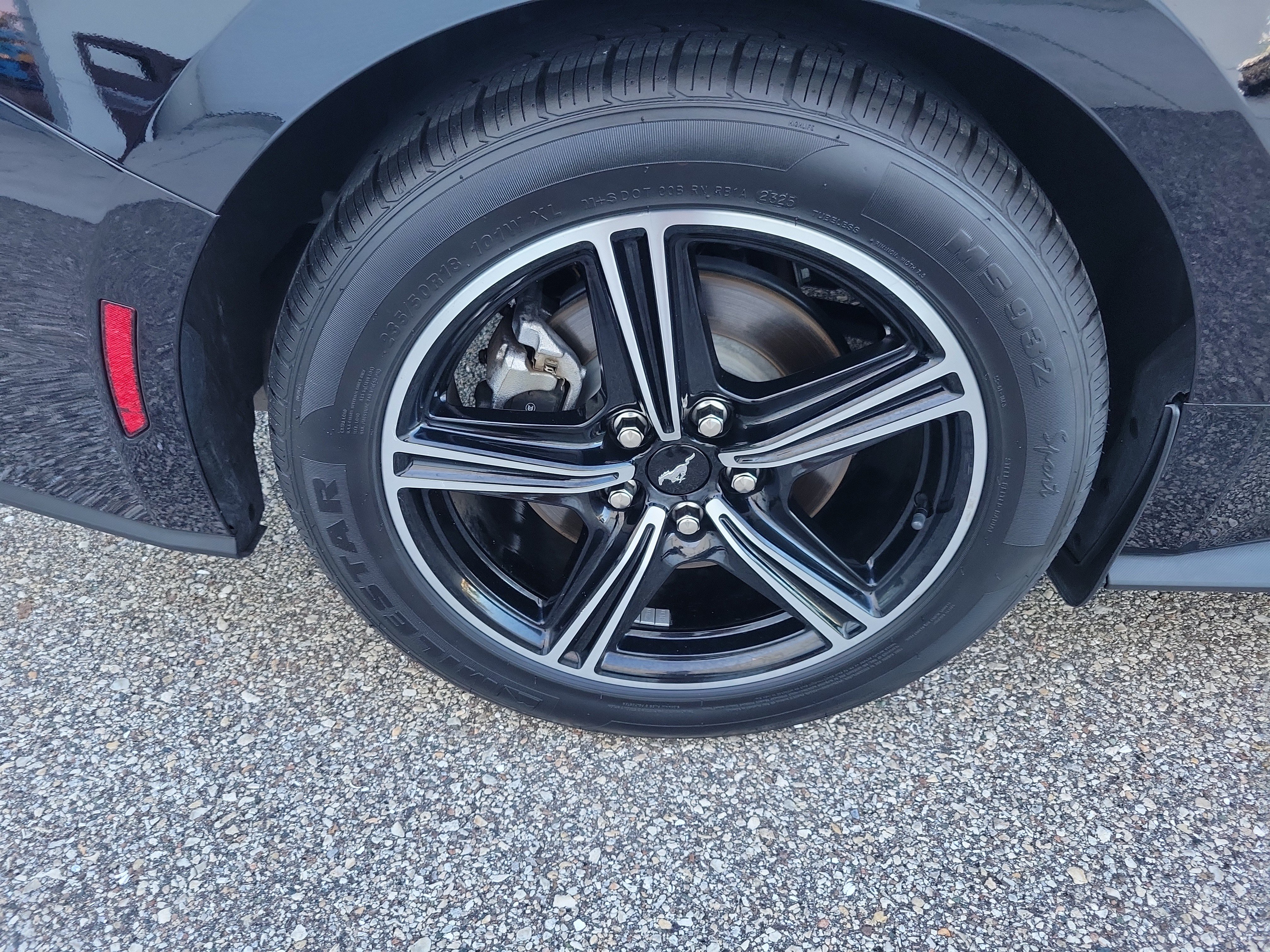 Used 2025 Ford Mustang Premium RWD image 8