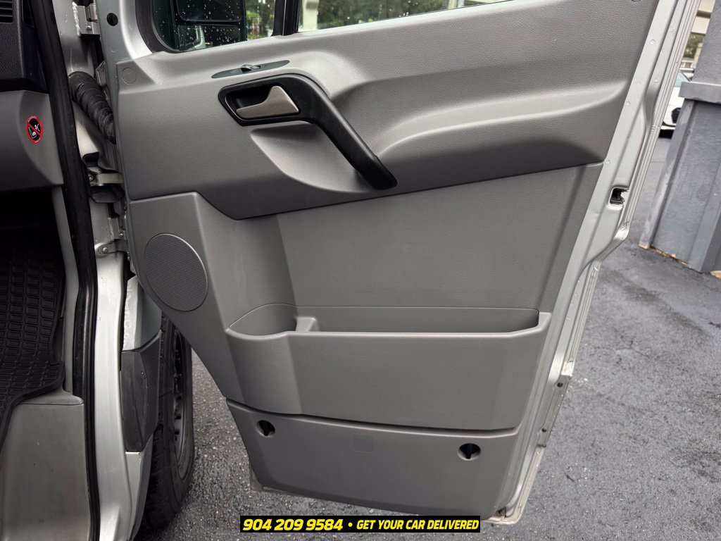 Used 2011 Mercedes-Benz Sprinter 2500 image 23