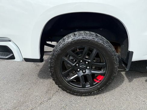 Used 2022 Chevrolet Silverado 1500 RST w/ Redline Edition AWD/4WD image 7
