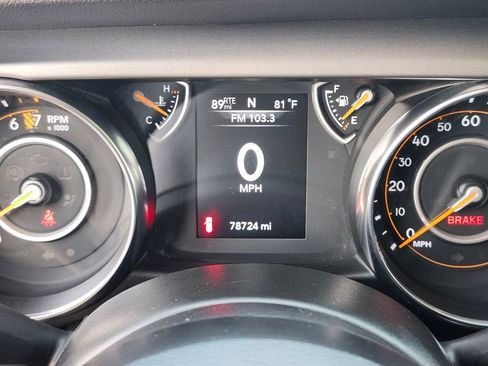 Used 2021 Jeep Wrangler Unlimited Sport AWD/4WD image 30