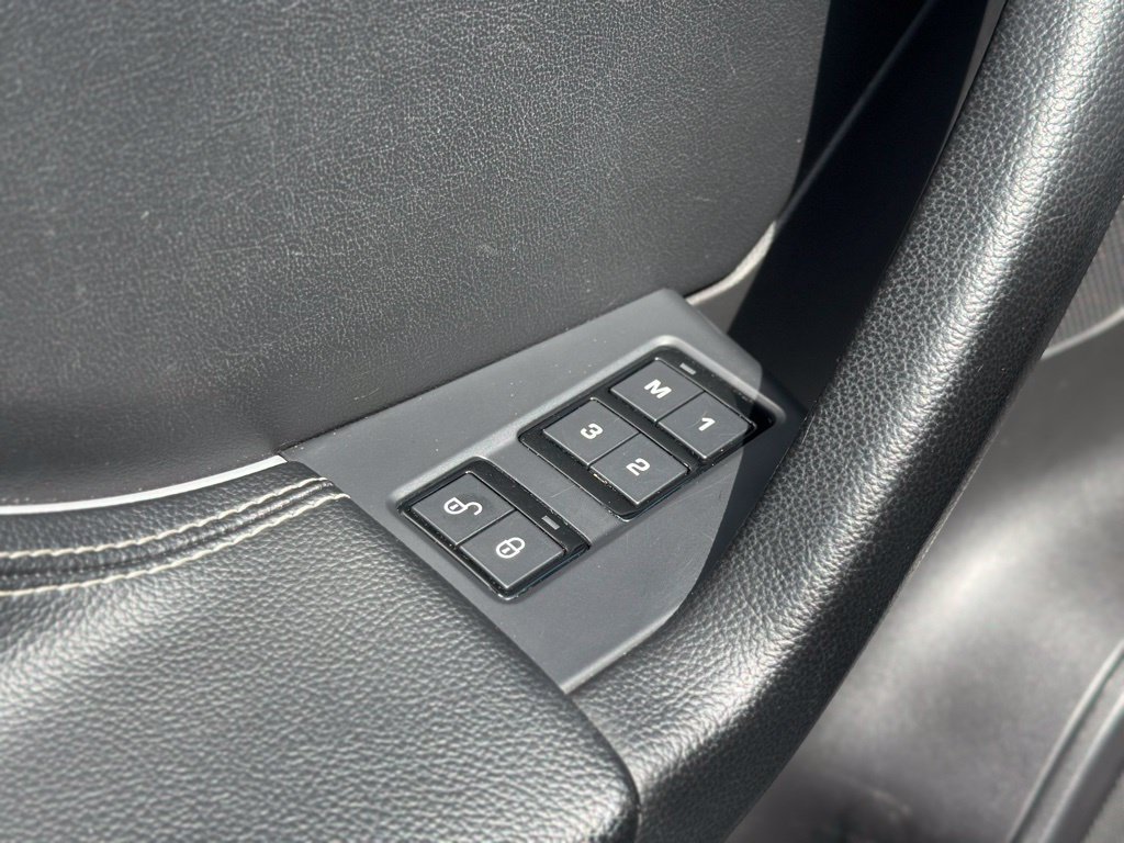 Used 2020 Jaguar F-PACE S AWD/4WD image 18