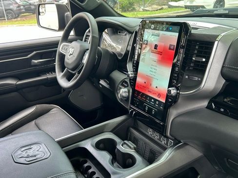 Used 2025 RAM 1500 Laramie image 36