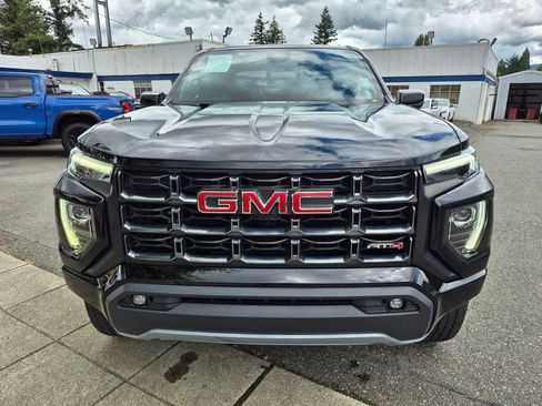 Used 2023 GMC Canyon AT4 AWD/4WD image 2