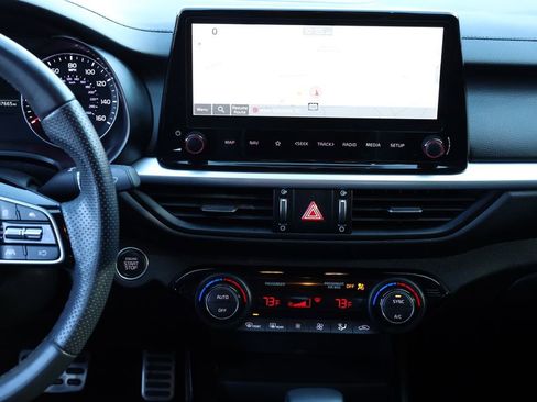 Used 2023 Kia Forte GT-Line image 26