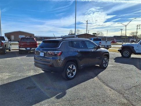 Used 2019 Jeep Compass Limited w/ Safety & Security Group image 22