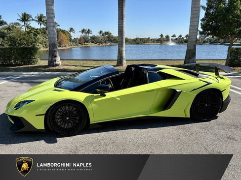 Used 2016 Lamborghini Aventador LP 750-4 Superveloce image 1