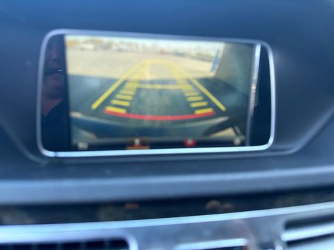 Used 2016 Mercedes-Benz E 350 4MATIC Sedan image 13