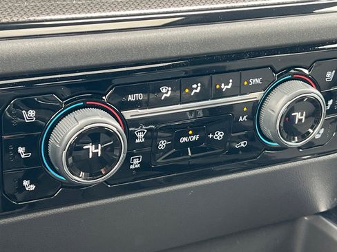 Certified 2025 Chevrolet Silverado 1500 ZR2 w/ Technology Package image 28