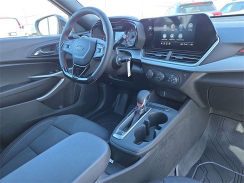 New 2026 Chevrolet Trax RS image 18