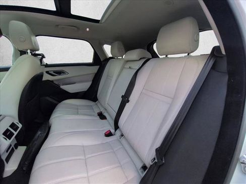 Used 2023 Land Rover Range Rover Velar R-Dynamic S AWD/4WD image 17