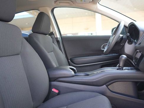 Used 2016 Honda HR-V EX image 15