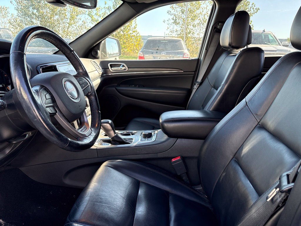 Used 2020 Jeep Grand Cherokee Limited AWD/4WD image 8