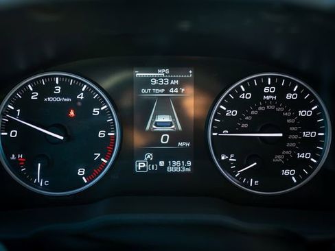 Certified 2025 Subaru Forester Premium image 10