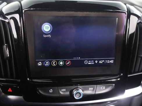 Used 2023 Chevrolet Traverse LT w/ Rear Camera Mirror Package AWD/4WD image 49