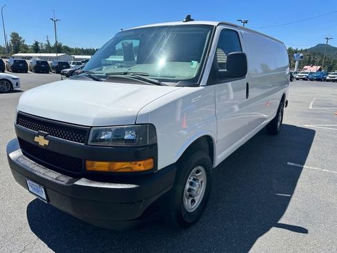 Used 2023 Chevrolet Express 2500 Extended w/ Driver Convenience Package RWD image 6