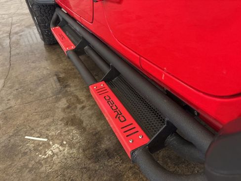 Used 2023 Jeep Wrangler Unlimited Rubicon 4xe image 15