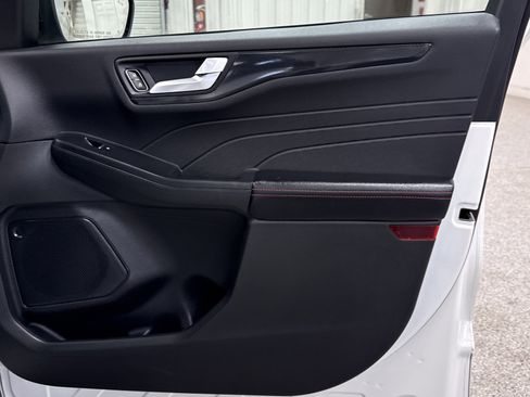 Used 2024 Ford Escape ST-Line w/ Equipment Group 301A image 22