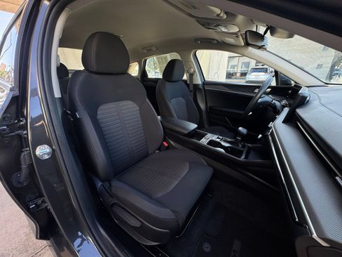 Used 2025 Kia K5 LXS FWD image 35