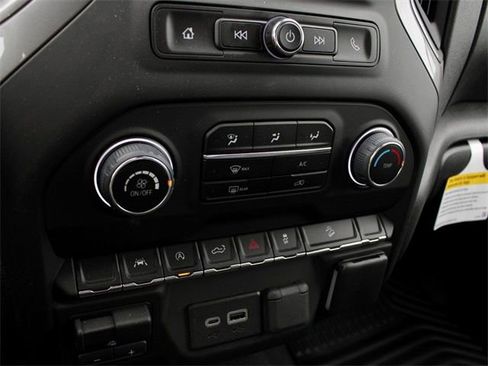 Used 2024 Chevrolet Silverado 1500 Custom Trail Boss w/ LPO, Dark Essentials Package AWD/4WD image 19