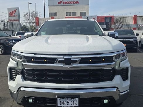 Used 2023 Chevrolet Silverado 1500 LT w/ Safety Package image 2
