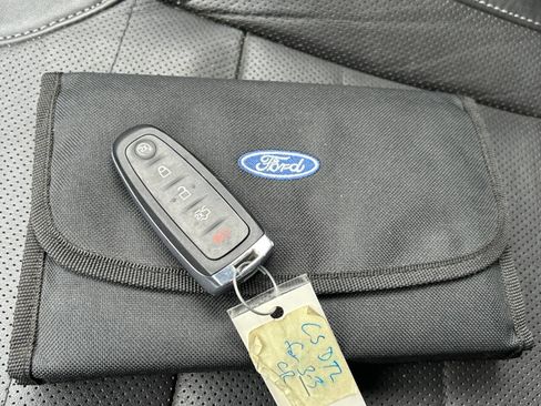 Used 2014 Ford Taurus SHO w/ Equipment Group 401A image 30