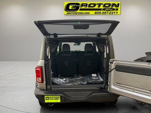 Used 2024 Ford Bronco Black Diamond image 5