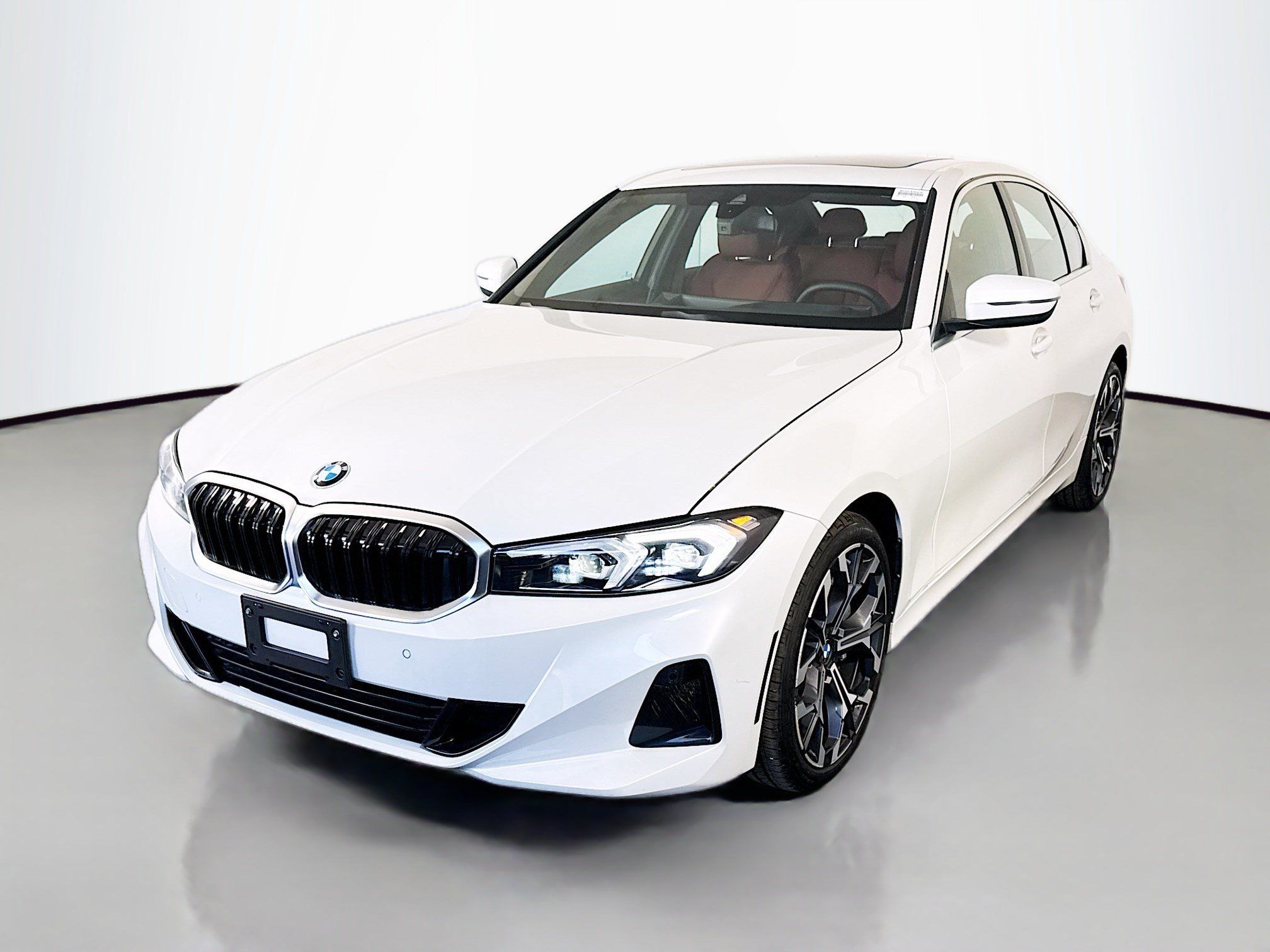 Used 2026 BMW 330i Sedan RWD image 4