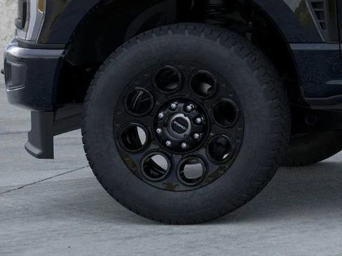 New 2026 Ford F350 XLT w/ XLT Premium Package AWD/4WD image 19