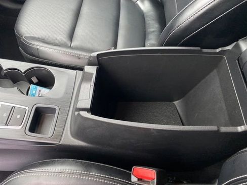 Used 2023 Ford Escape Platinum image 14